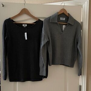 Gray and charcoal gray Women's Old Navy sweater size small ( lot of two ) .